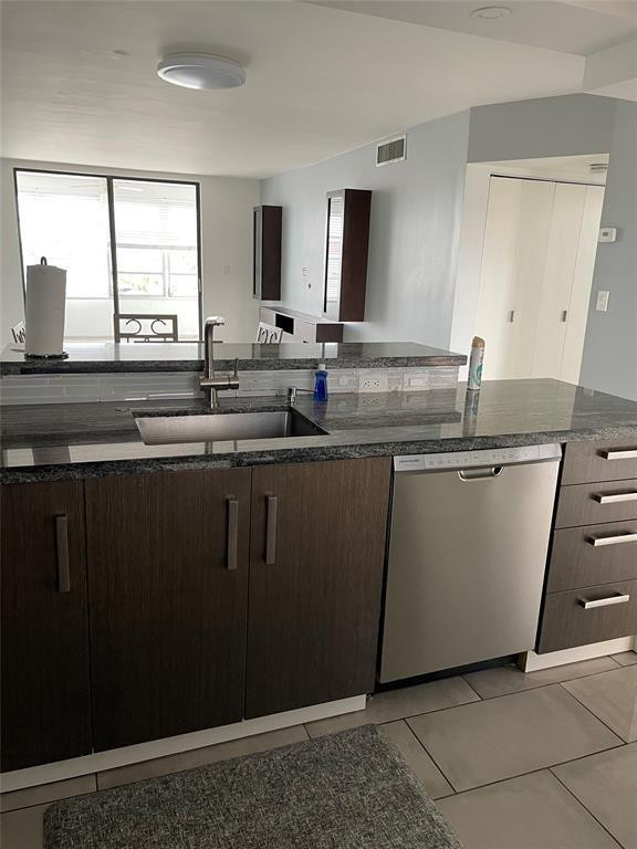2850 Somerset Drive 404l, Lauderdale Lakes, FL 33311, Lauderdale Lakes