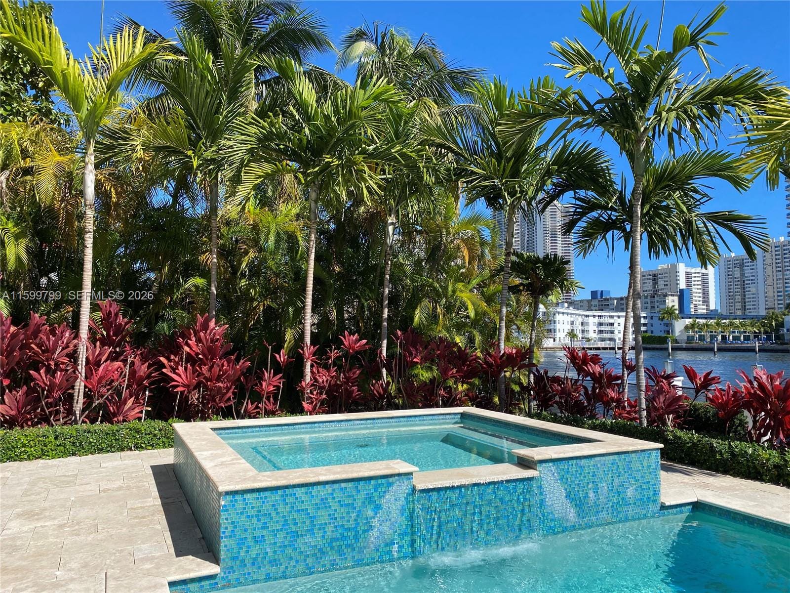 513 Palm Drive, Hallandale Beach, FL 33009 photo 5