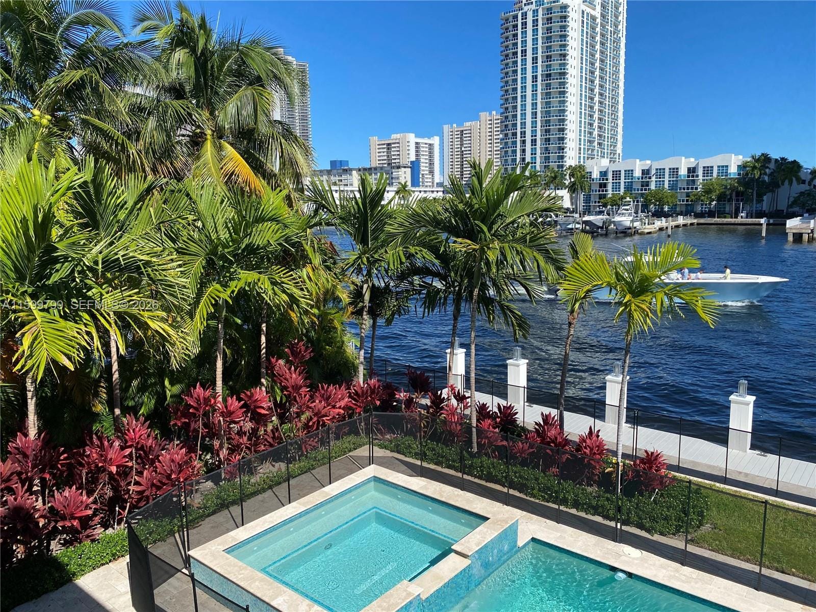 513 Palm Drive, Hallandale Beach, FL 33009 photo 6