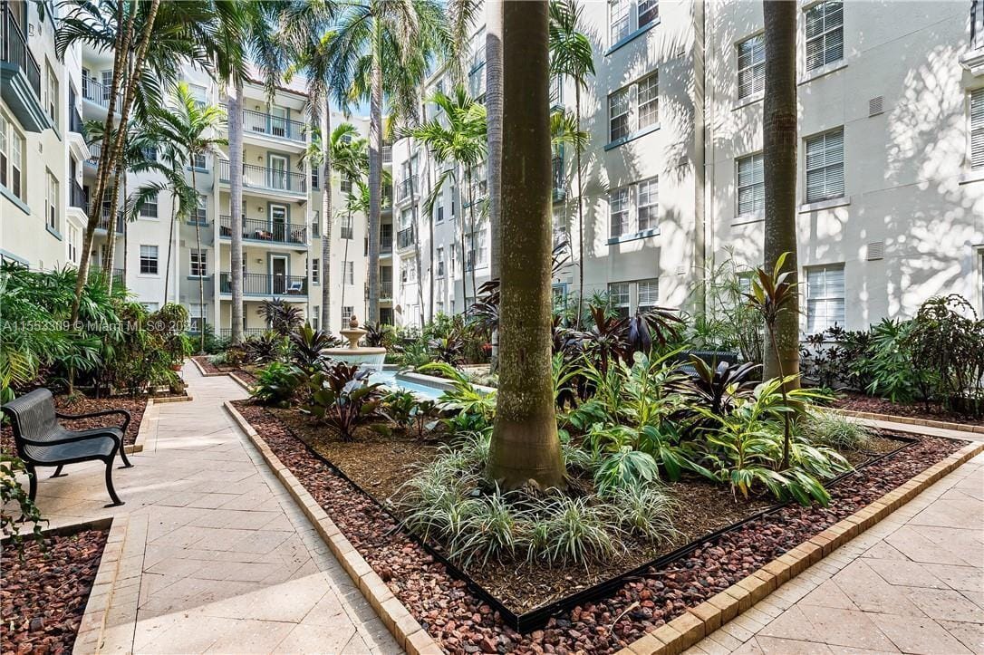533 NE 3rd Avenue 417, Fort Lauderdale, FL 33301 photo 24