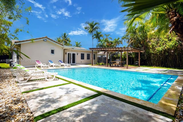 1307 Rodman Street, Hollywood, FL 33019