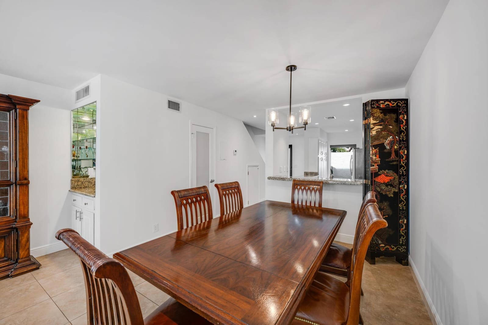 547 NE 7th Avenue 3a — photo 11