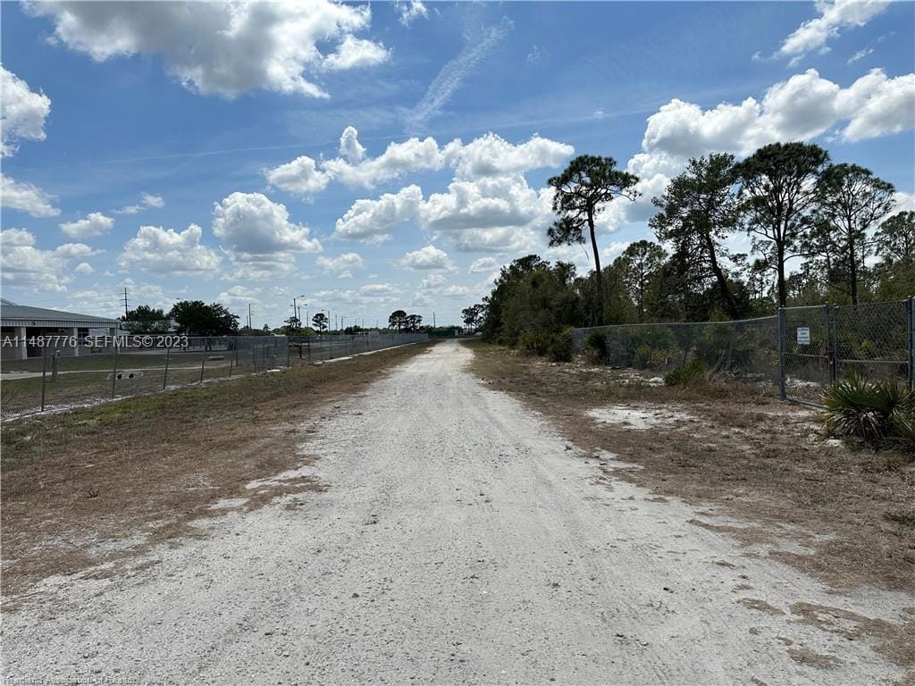 5128 Coruna Avenue, Sebring, FL 33872 photo 5