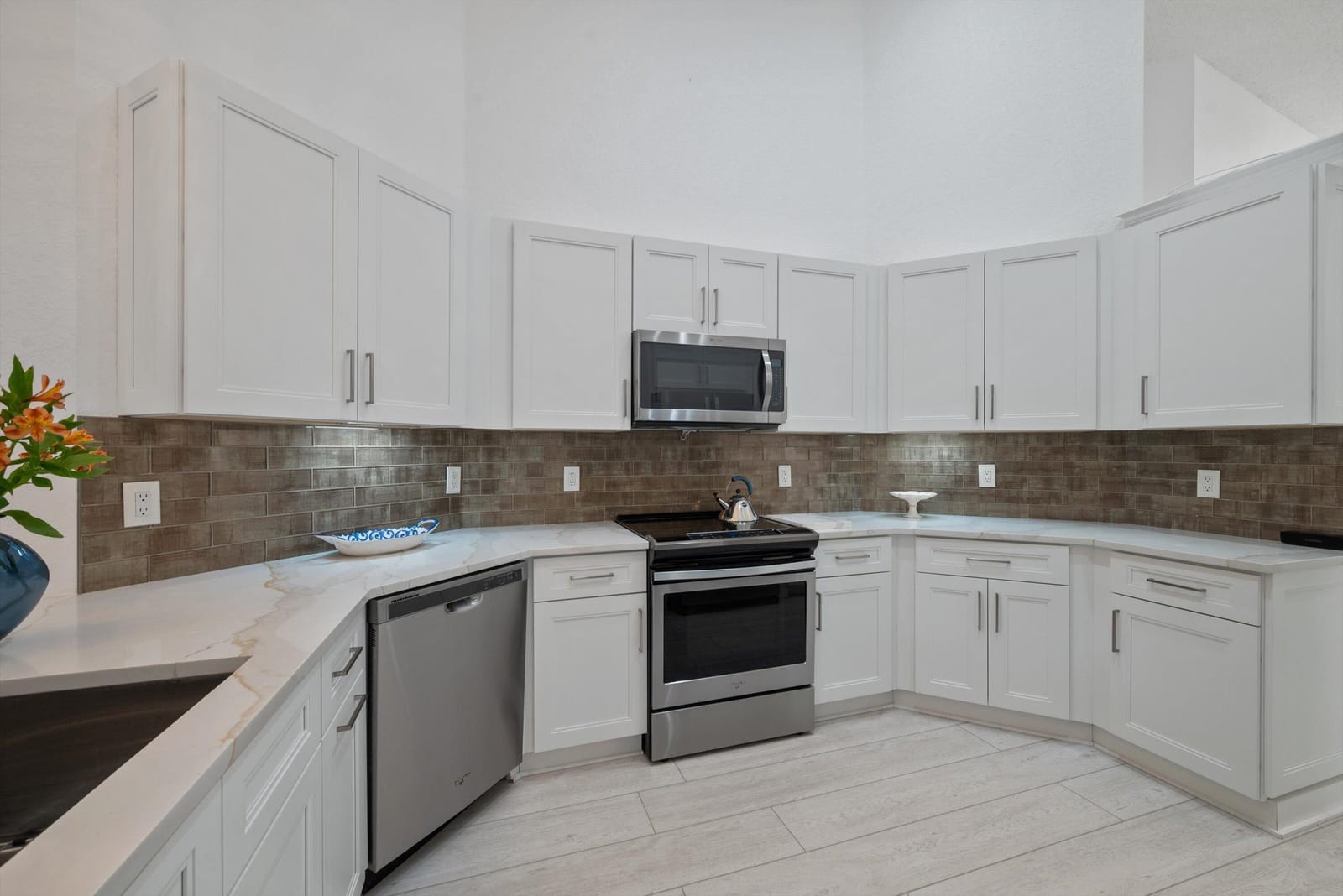 4561 Carlton Golf Drive, Lake Worth, FL 33449 photo 18