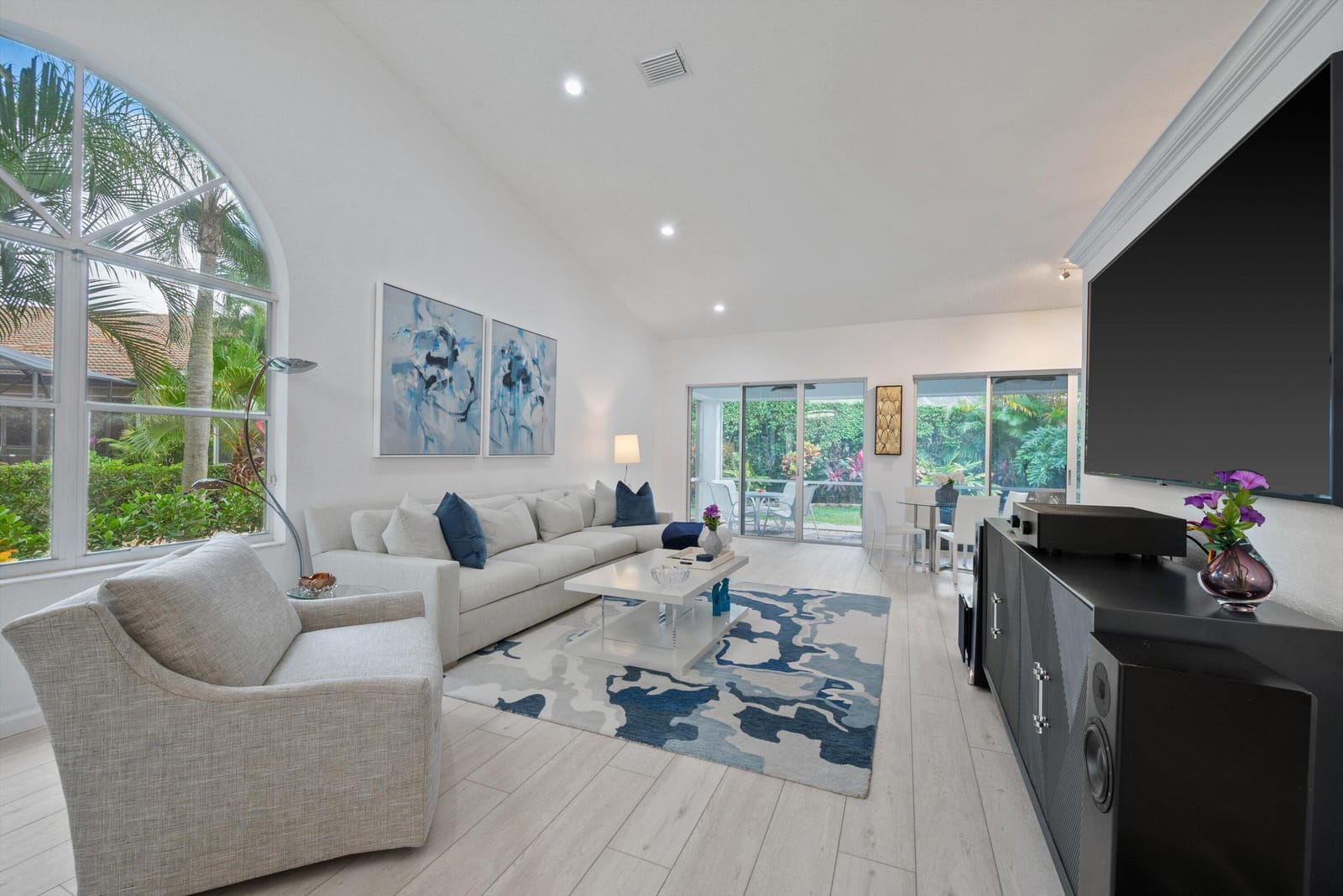 4561 Carlton Golf Drive — photo 5