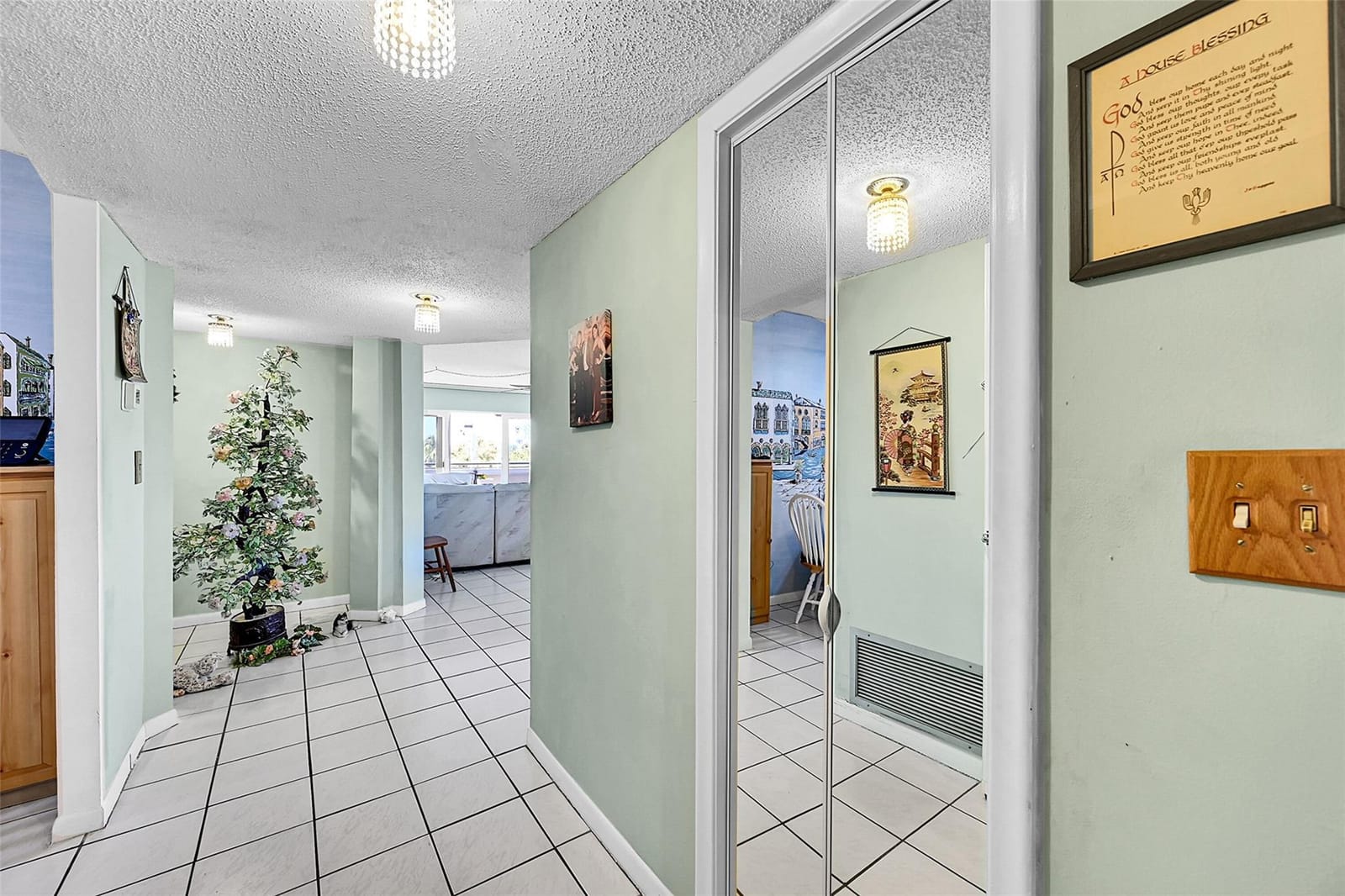 401 Briny Avenue 409, Pompano Beach, FL 33062 photo 2