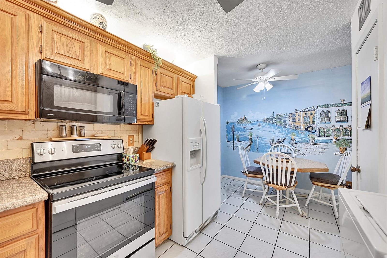 401 Briny Avenue 409, Pompano Beach, FL 33062 photo 17