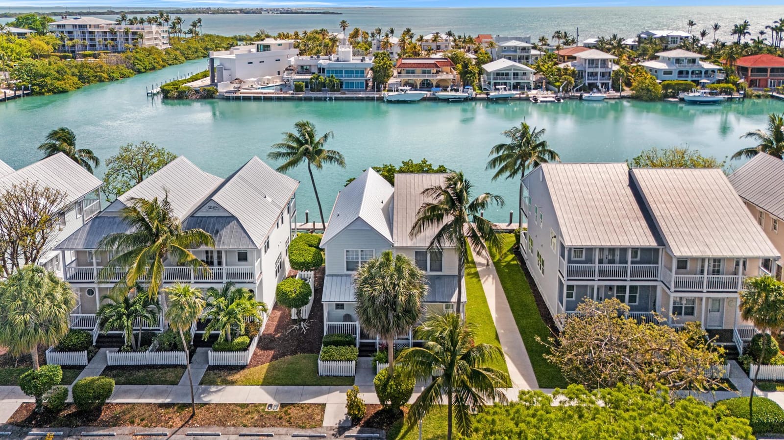 7051 Harbor Village Drive — photo 3