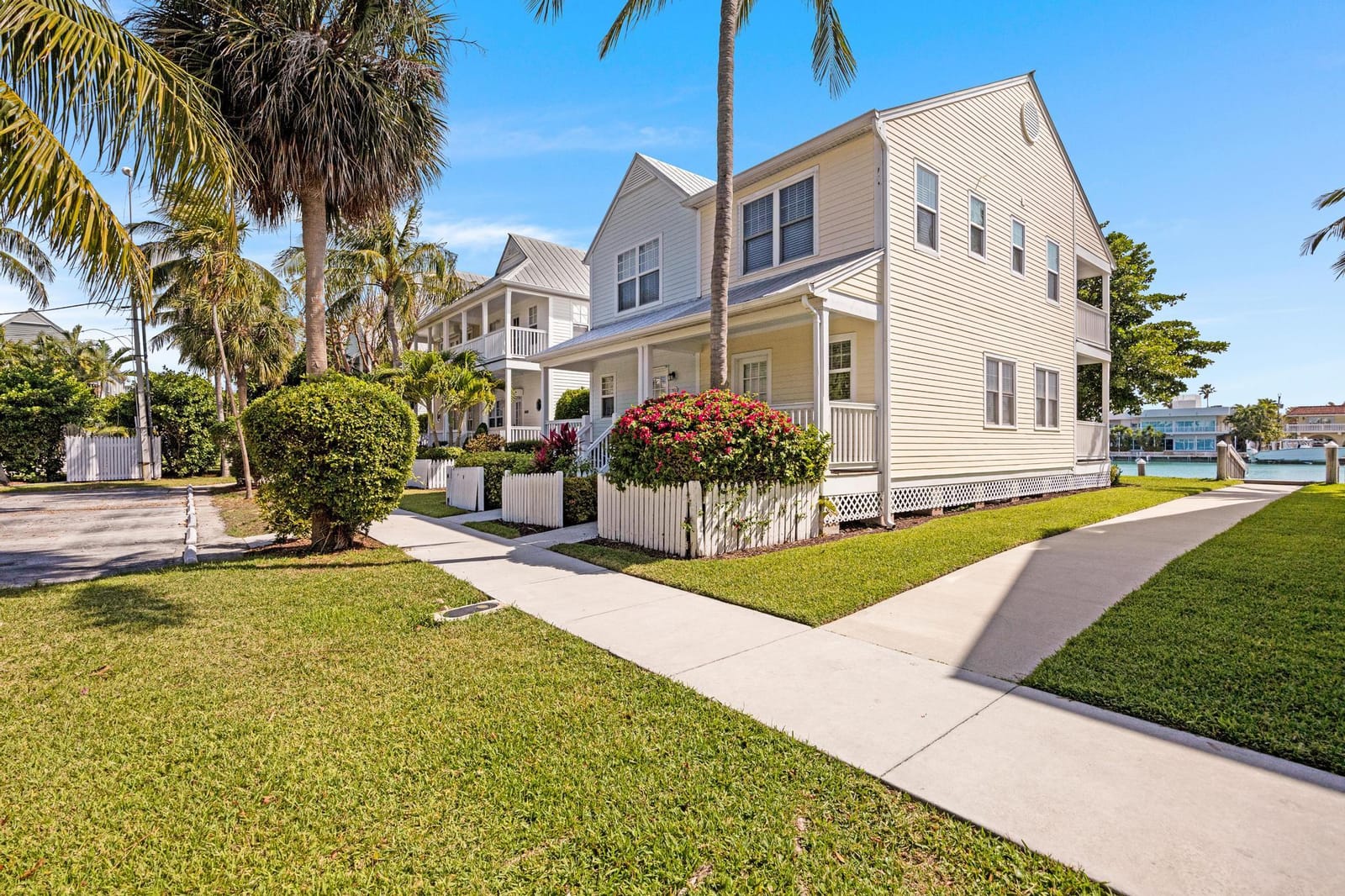 7051 Harbor Village Drive — photo 4