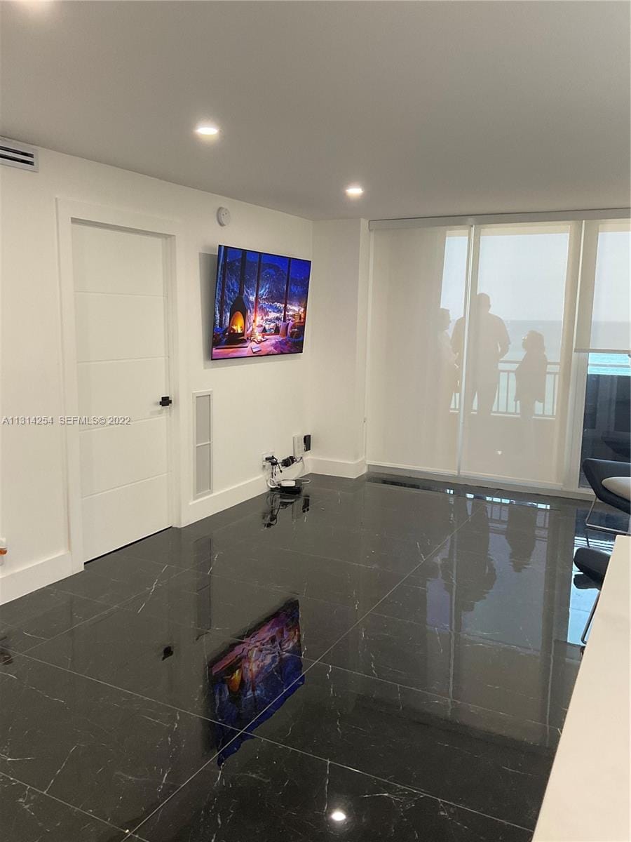 3180 S Ocean Drive 1503 — photo 7