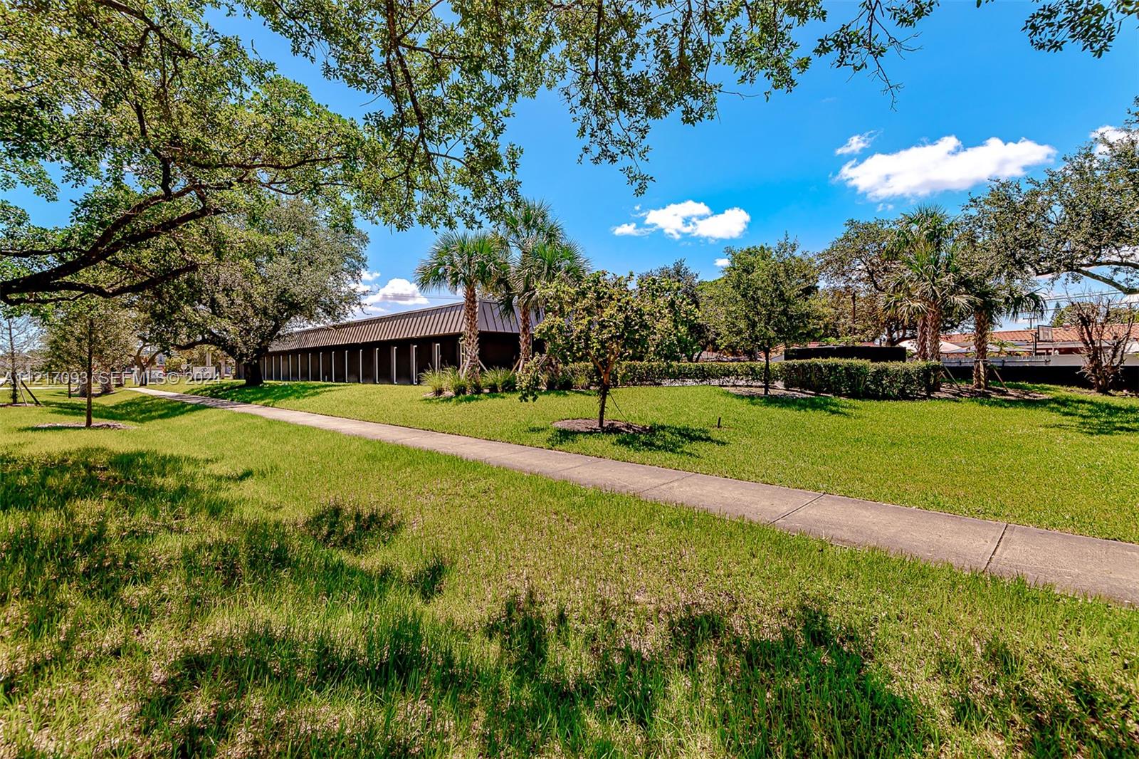 7700 Davie Road Extension — photo 4