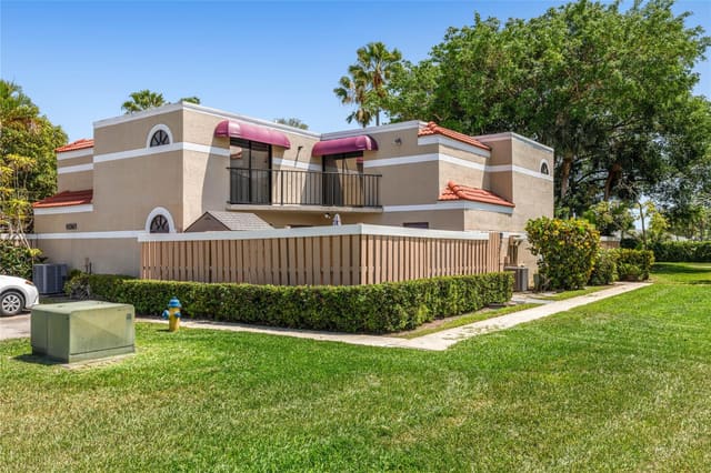 3975 Village Drive D, Delray Beach, FL 33445