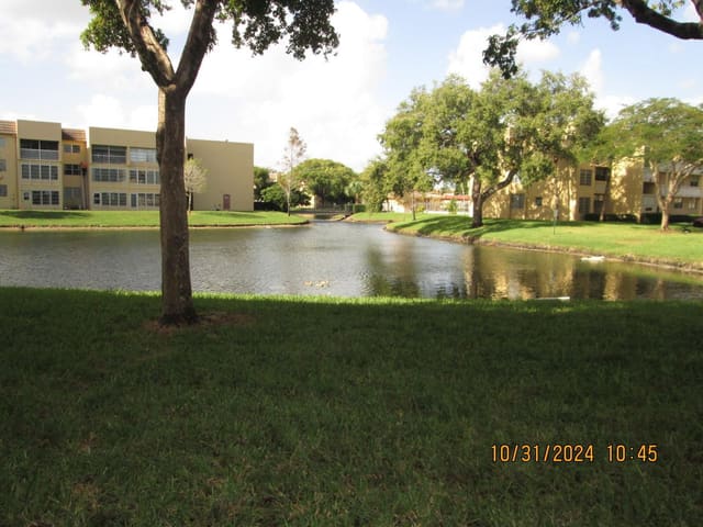 6150 NW 62nd Street 103, Tamarac, FL 33319