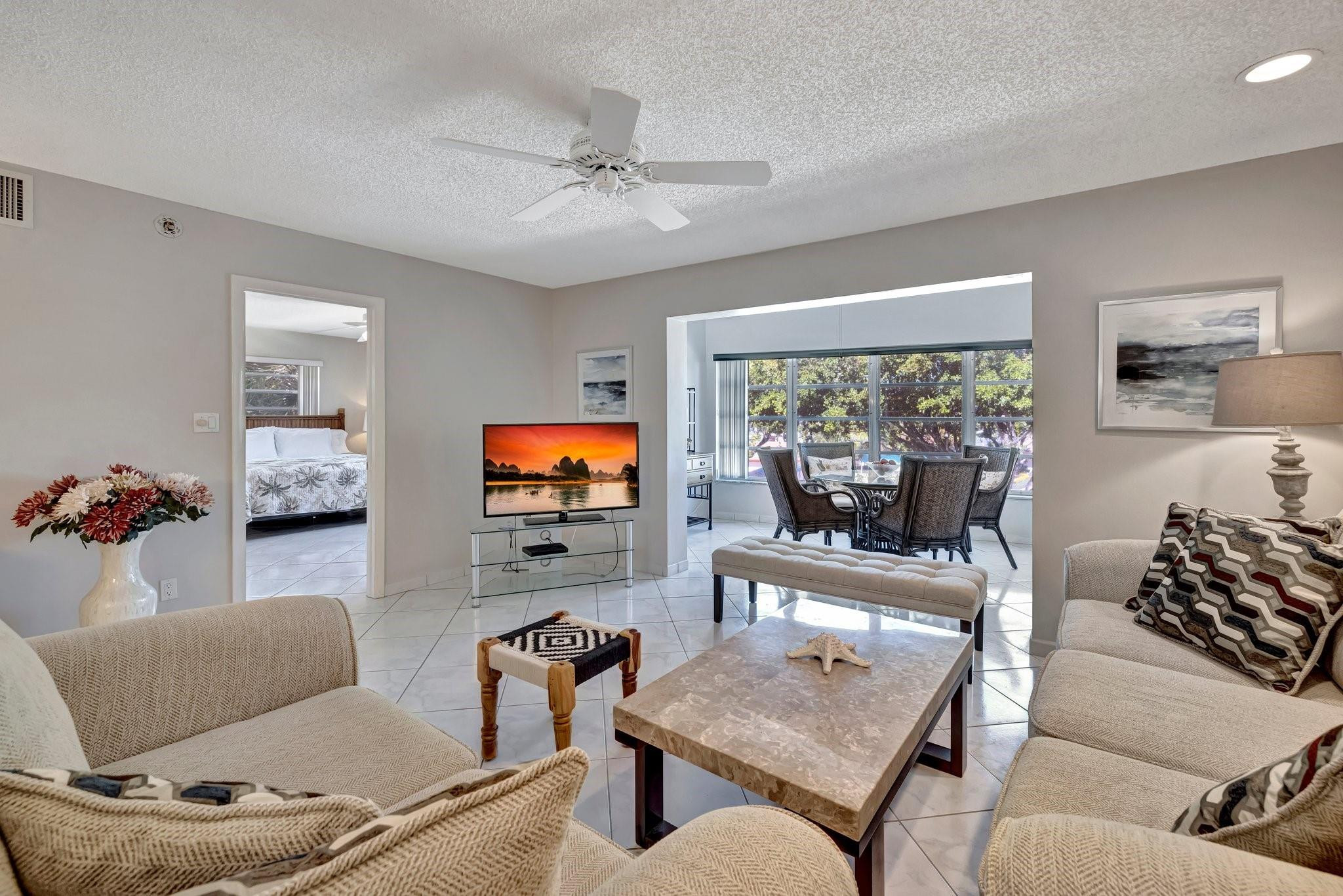 4270 NW 40th Street 302, Lauderdale Lakes, FL 33319, Lauderdale Lakes