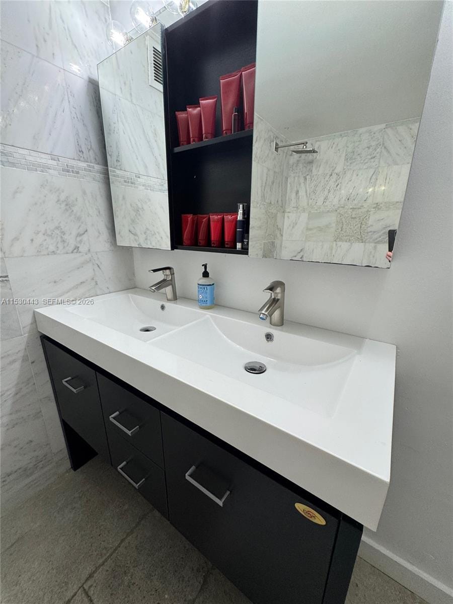 1200 West Avenue 202, Miami Beach, FL 33139 photo 8