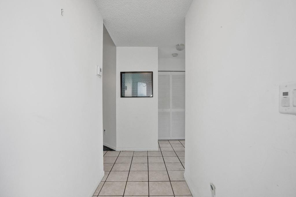 3532 NW 95th Terrace 4T — photo 5