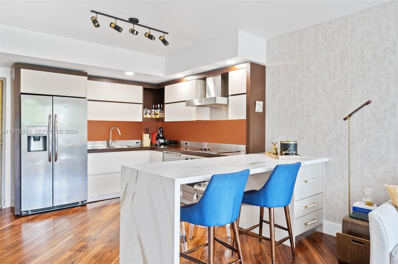 2155 Washington Court 206, Miami Beach, FL 33139 photo 14