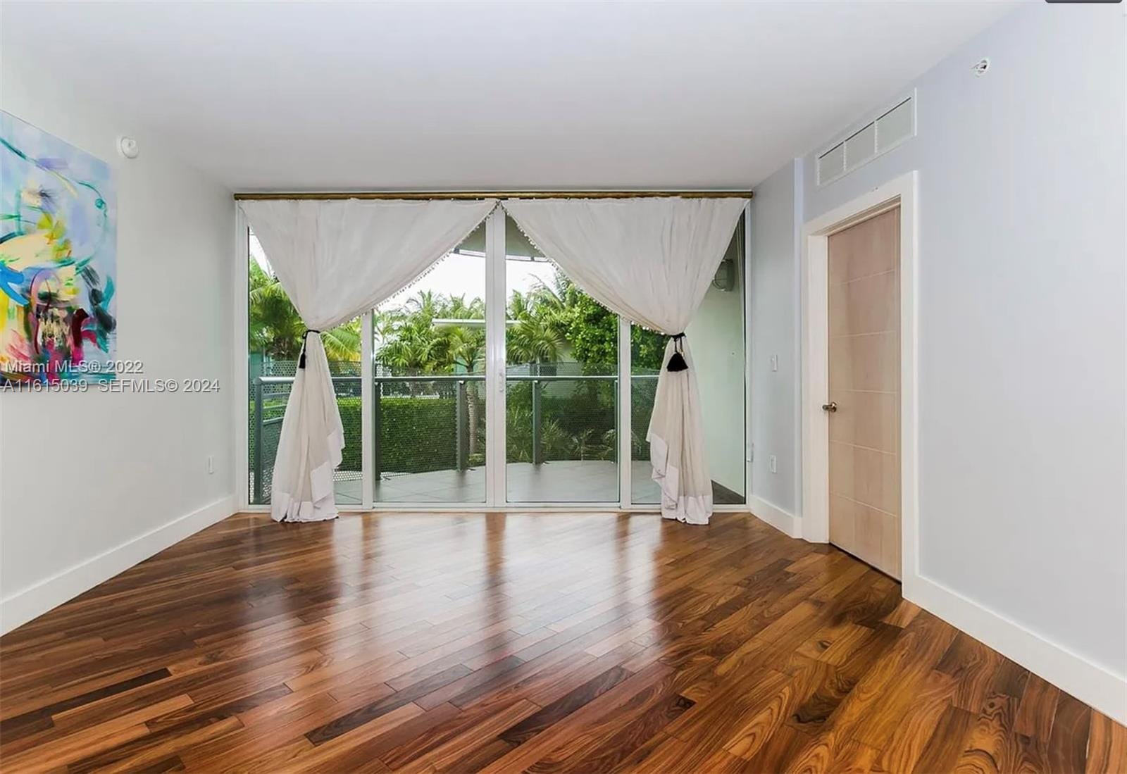 2155 Washington Court 206, Miami Beach, FL 33139 photo 16