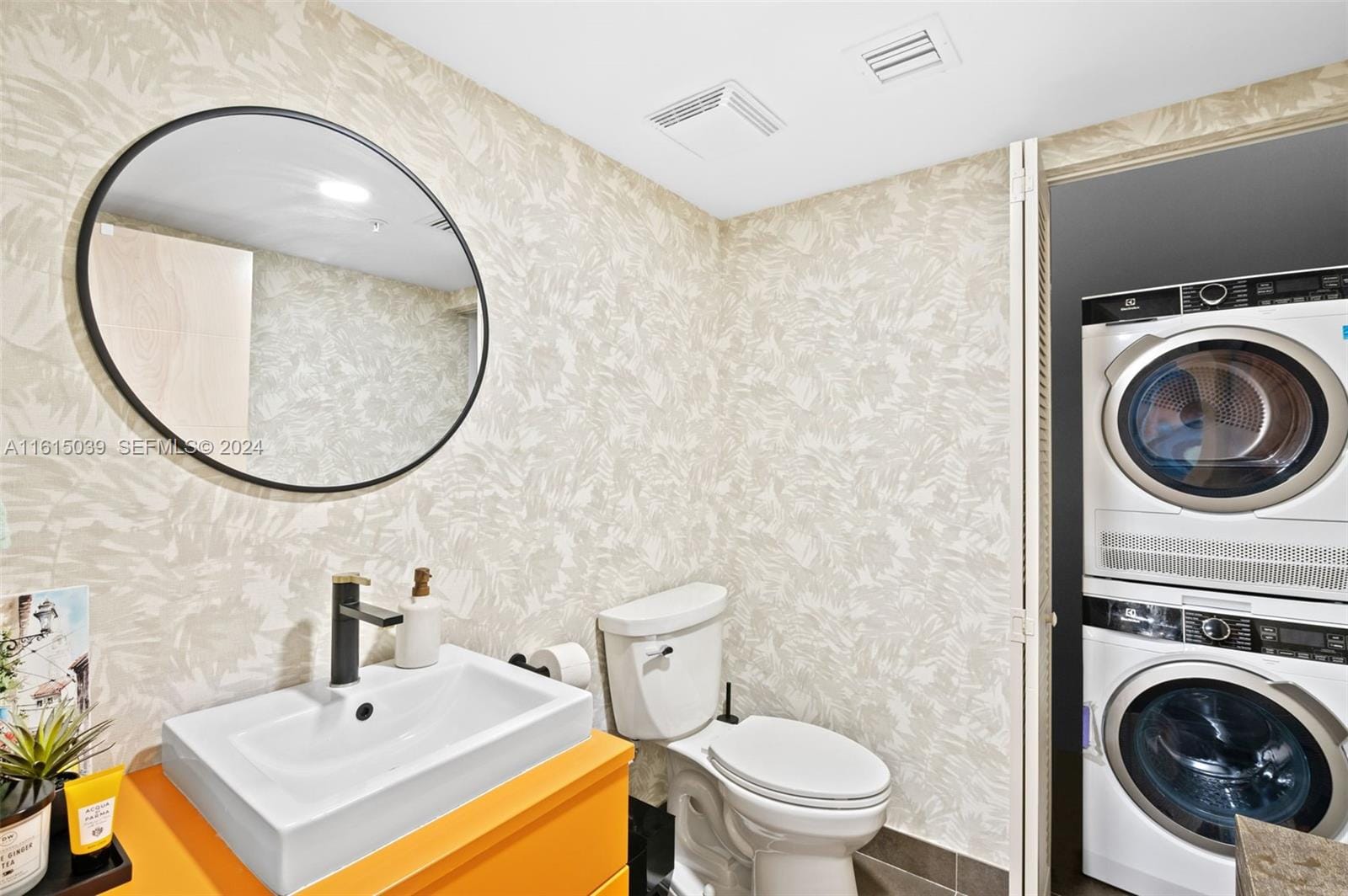 2155 Washington Court 206, Miami Beach, FL 33139 photo 21