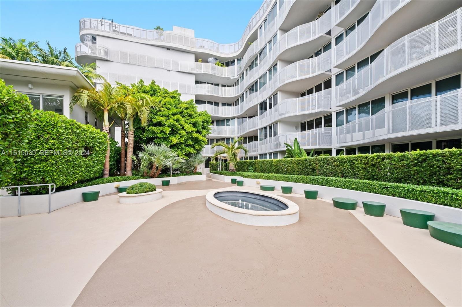 2155 Washington Court 206, Miami Beach, FL 33139 photo 28