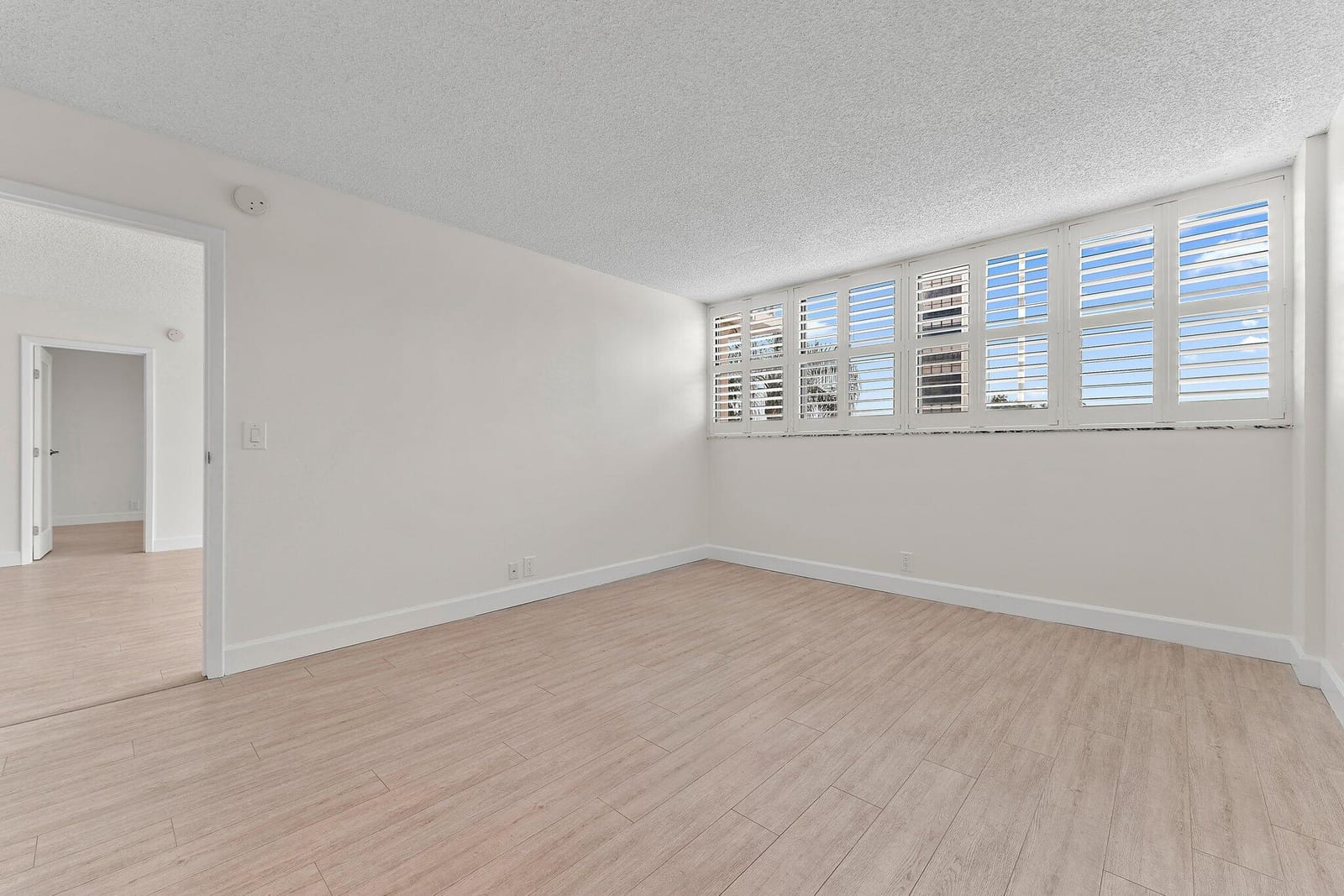336 Golfview Road 306, North Palm Beach, FL 33408 photo 26