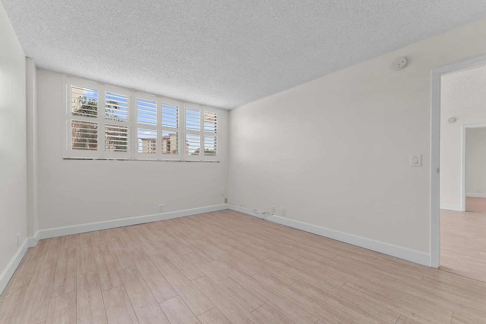 336 Golfview Road 306, North Palm Beach, FL 33408 photo 29
