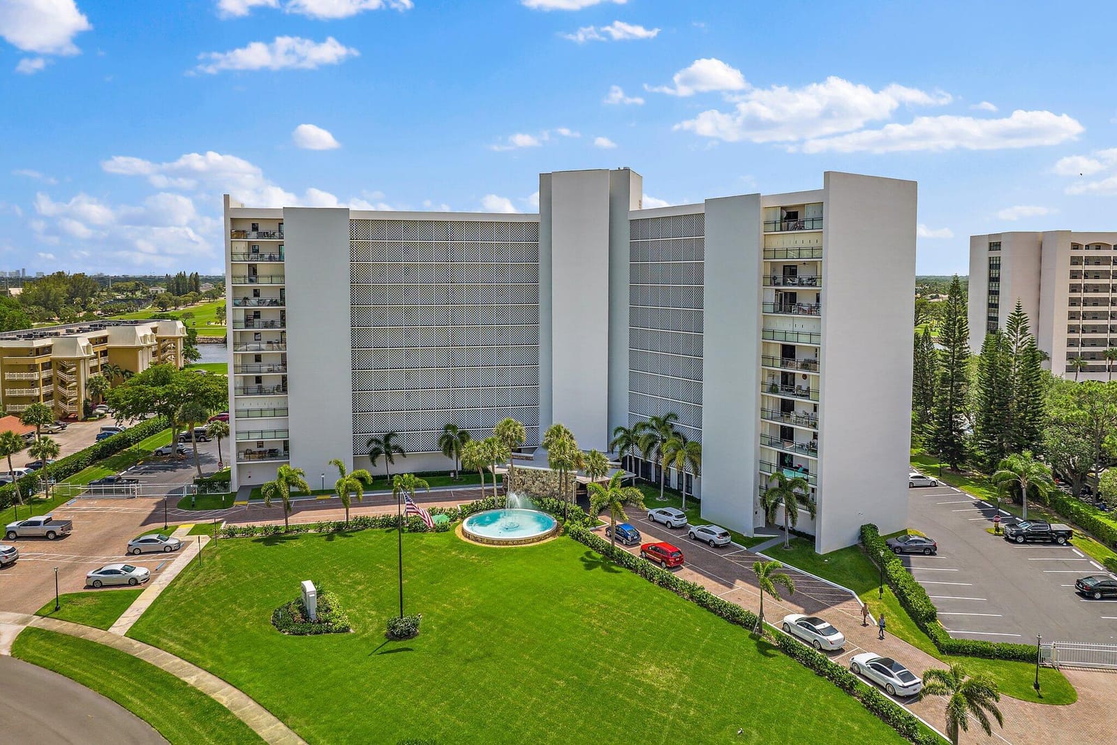336 Golfview Road 306, North Palm Beach, FL 33408 photo 10