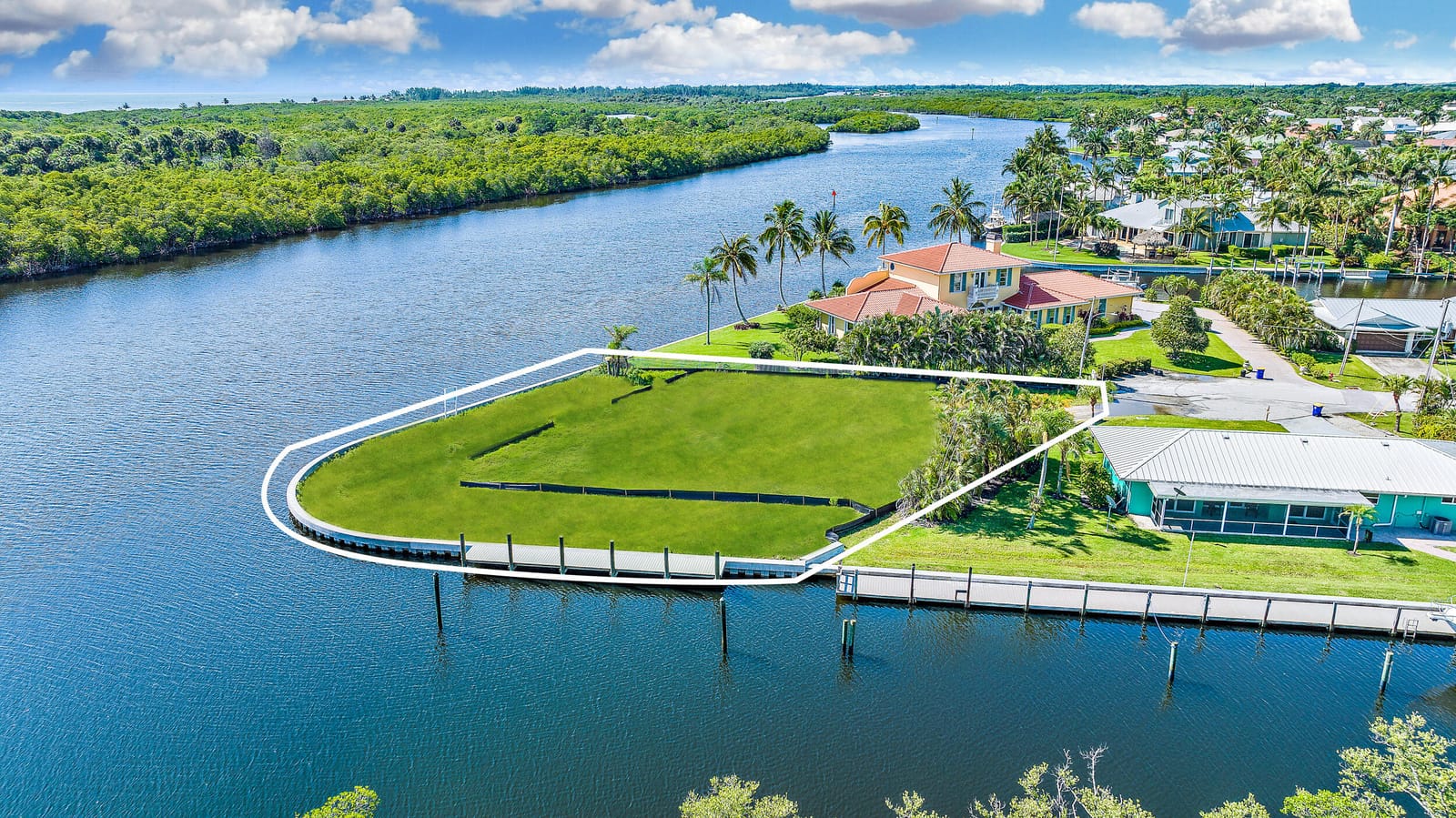 8595 SE Palm Street, Hobe Sound, FL 33455
