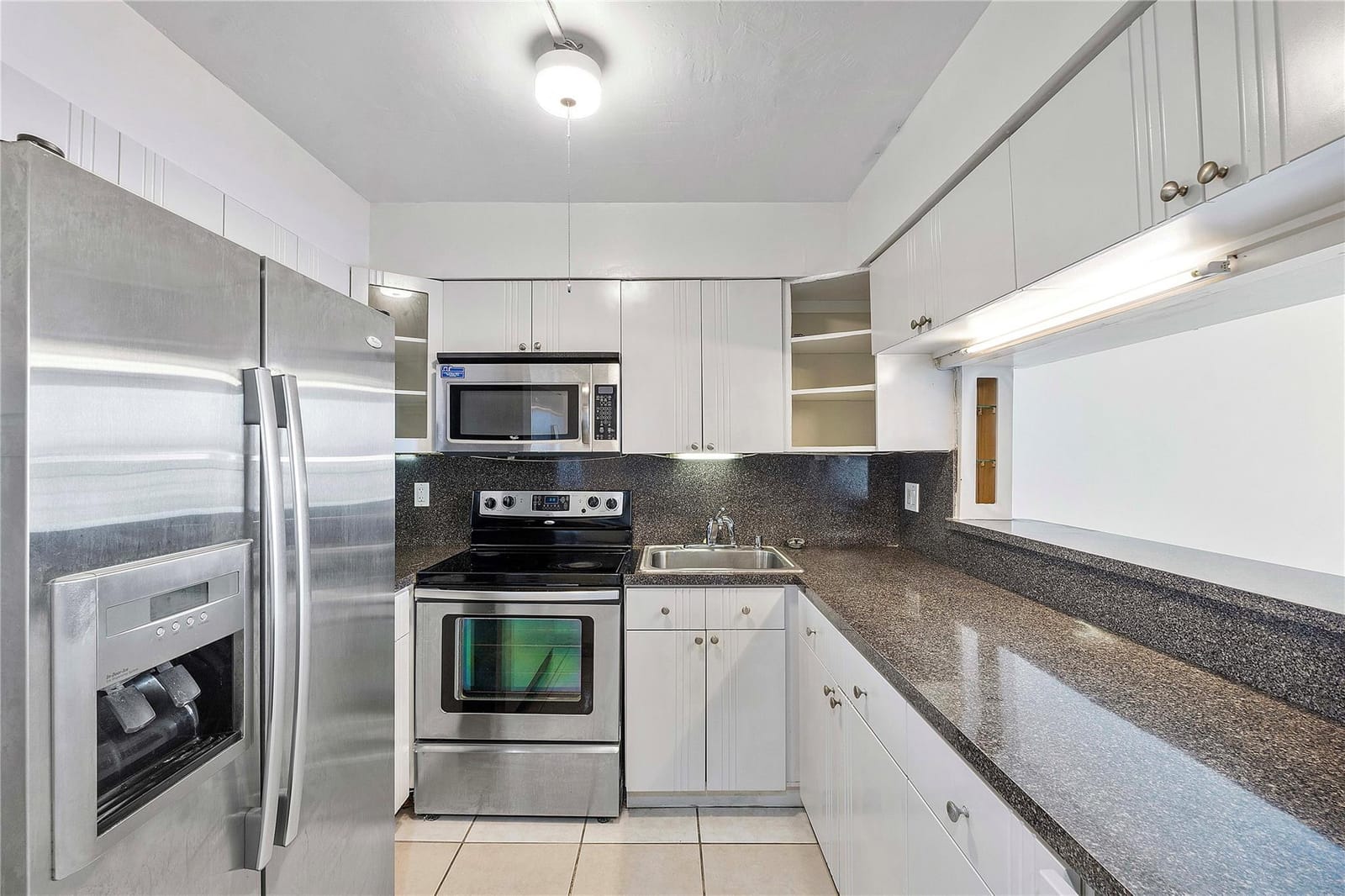 6195 Rock Island Road 504, Tamarac, FL 33319