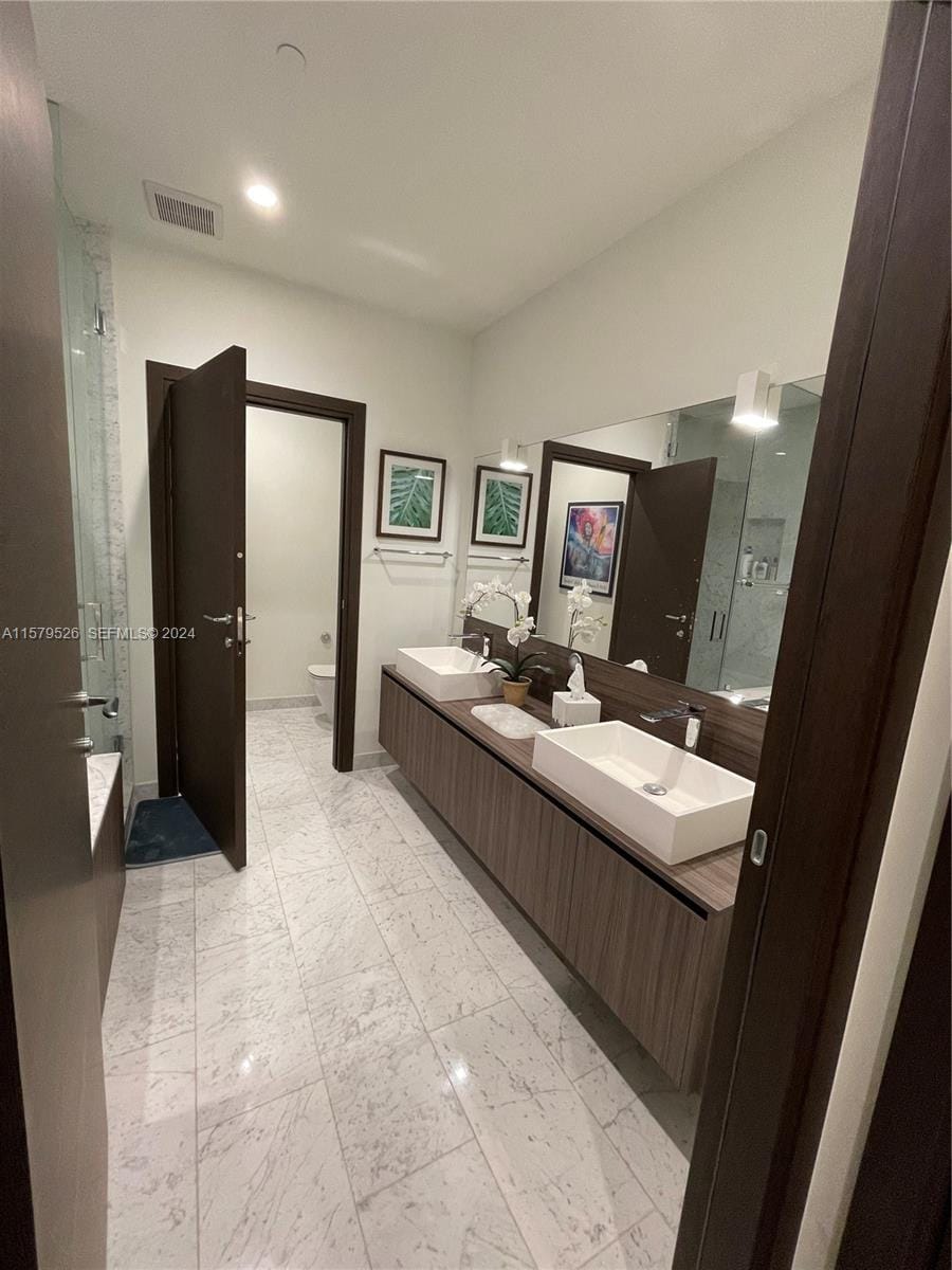 1000 Brickell Plaza 1811, Miami, FL 33131 photo 13