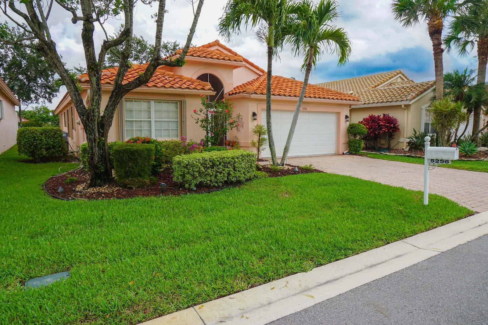 5256 Glenville Drive, Boynton Beach, FL 33437