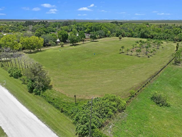 16495 Hollow Tree Lane, sold in Rustic Ranches, Wellington, FL