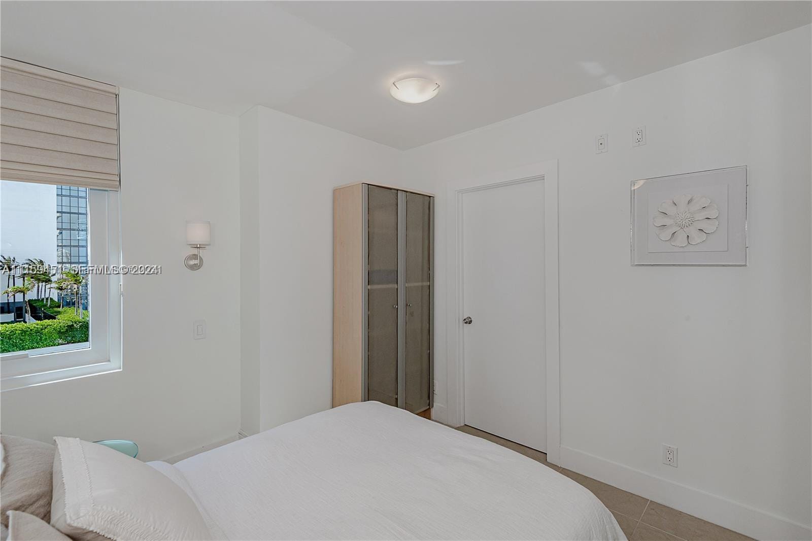 2301 Collins Avenue 938 — photo 9