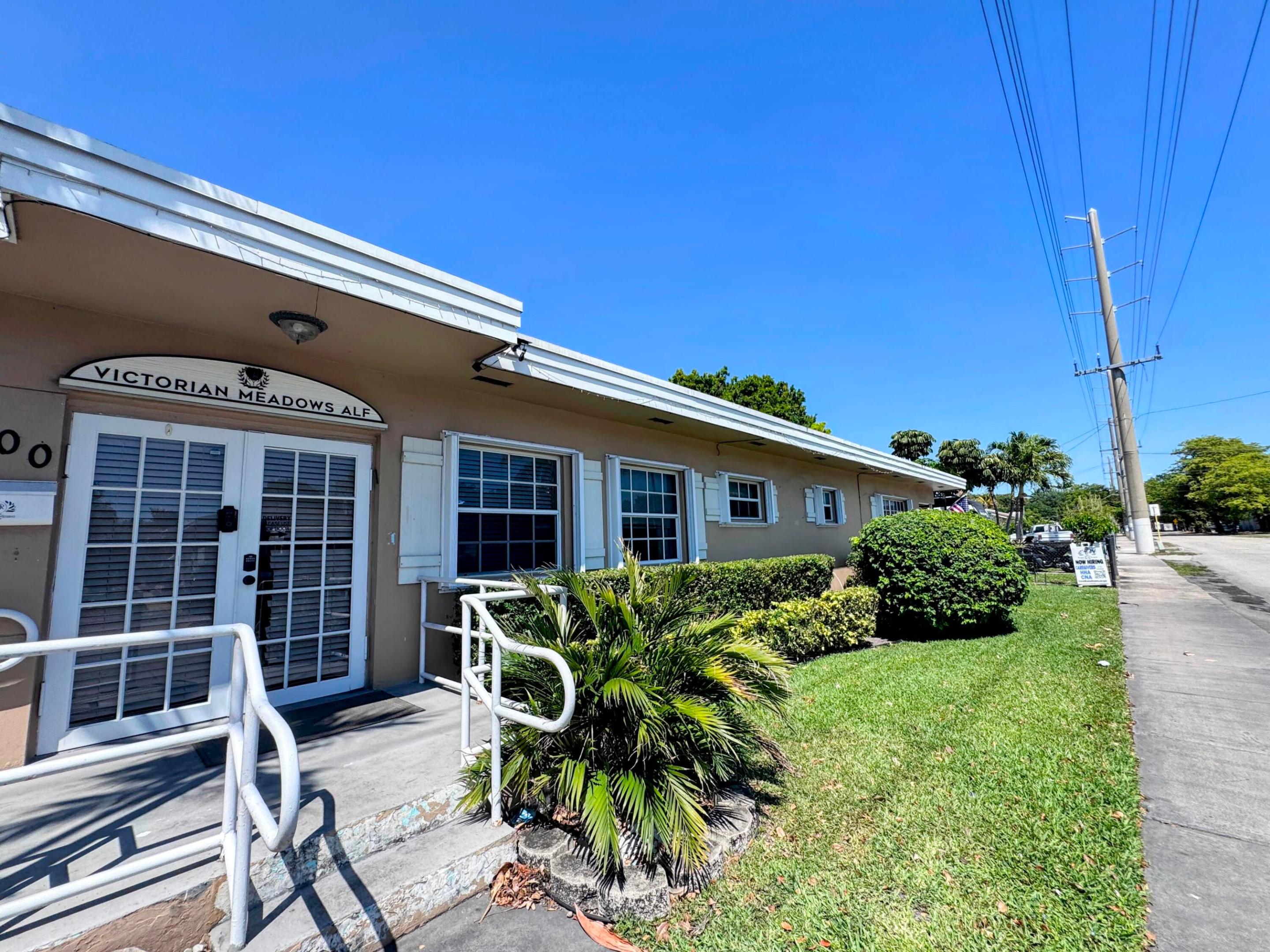 900 N 24th Avenue, Hollywood, FL 33020, Hollywood