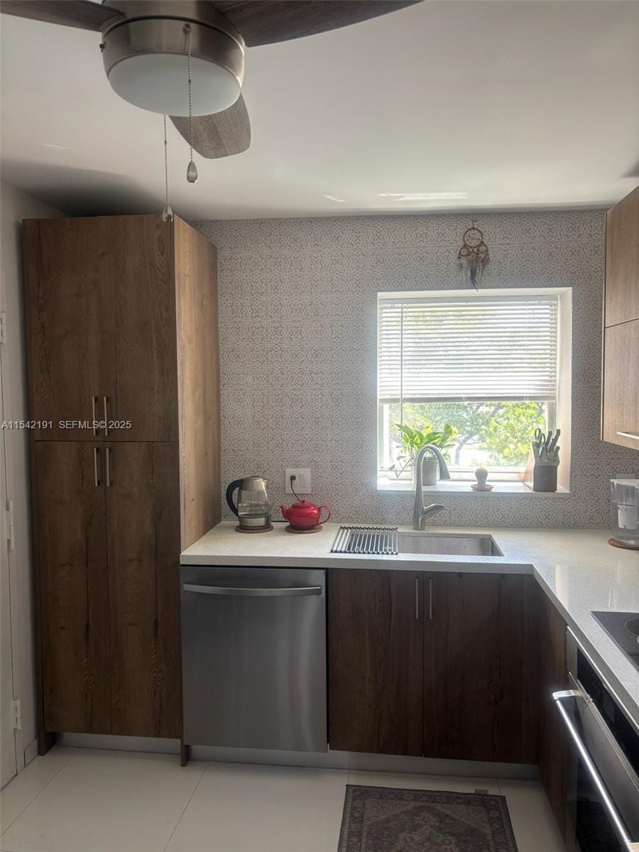 1865 S Ocean Drive 4F — photo 4