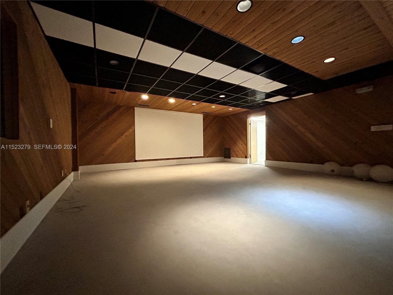 2055 Liberty Street — photo 8