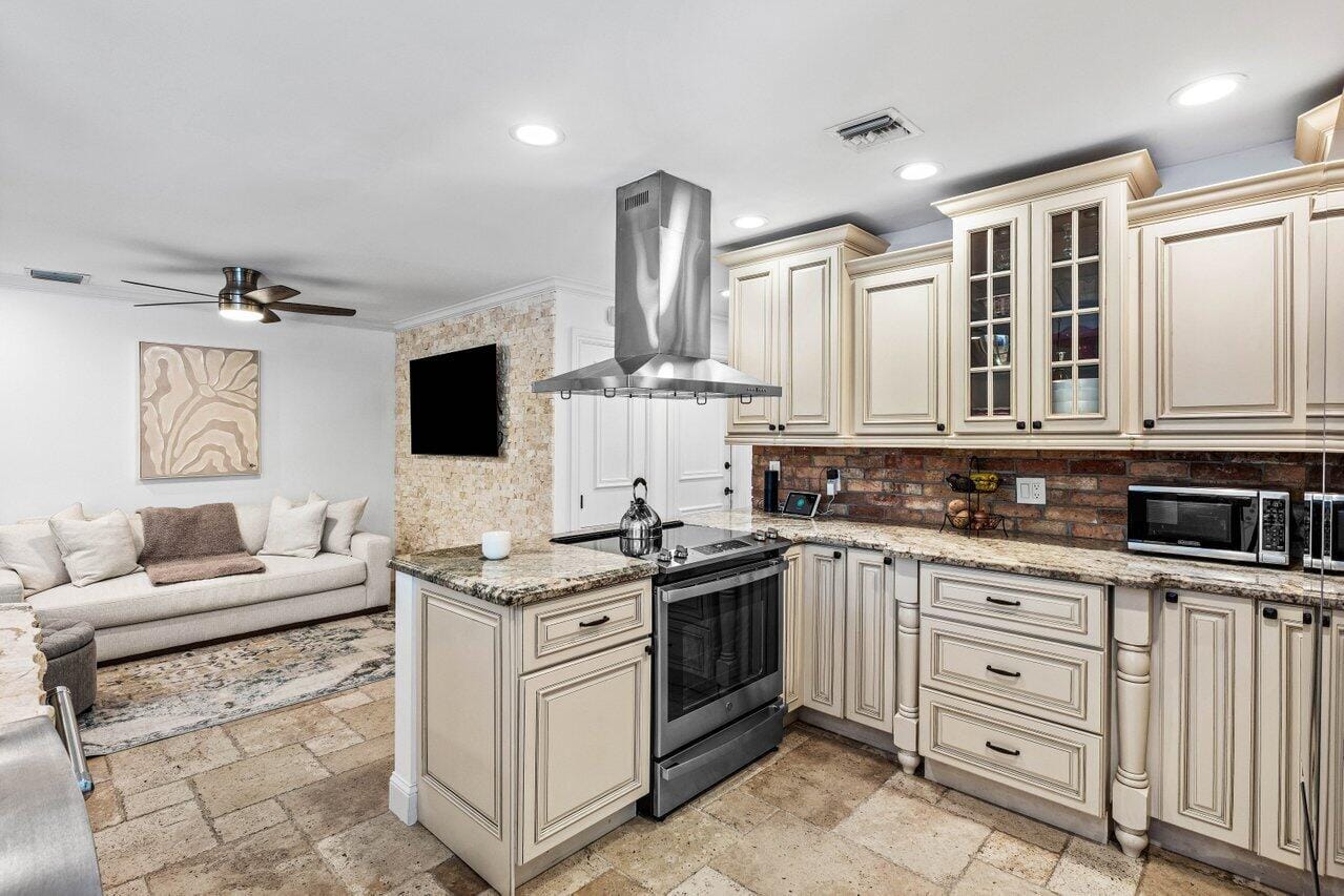 21786 Banyanwood Road, Boca Raton, FL 33433 photo 16