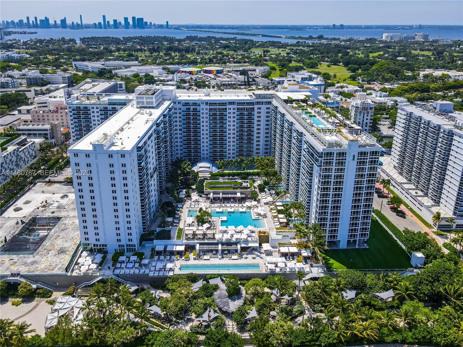 2301 Collins Avenue 1121 — photo 10