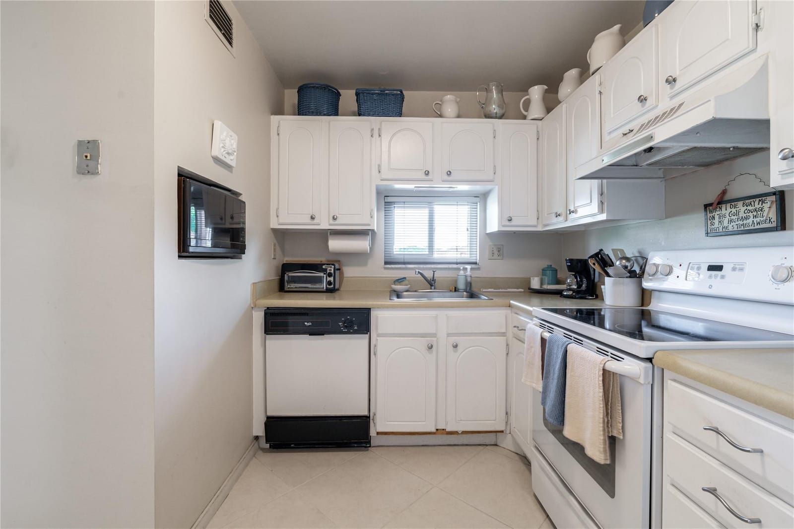 671 S Hollybrook Drive 306 — photo 9