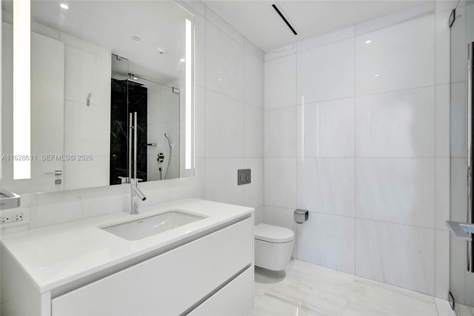 300 Biscayne Blvd Way 1607, Miami, FL 33131 photo 22