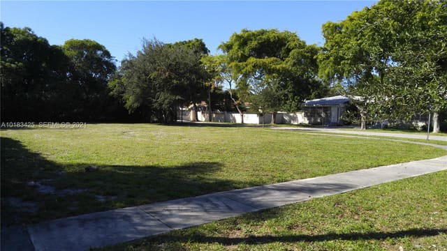1130 NE 123rd Street, North Miami, FL 33161