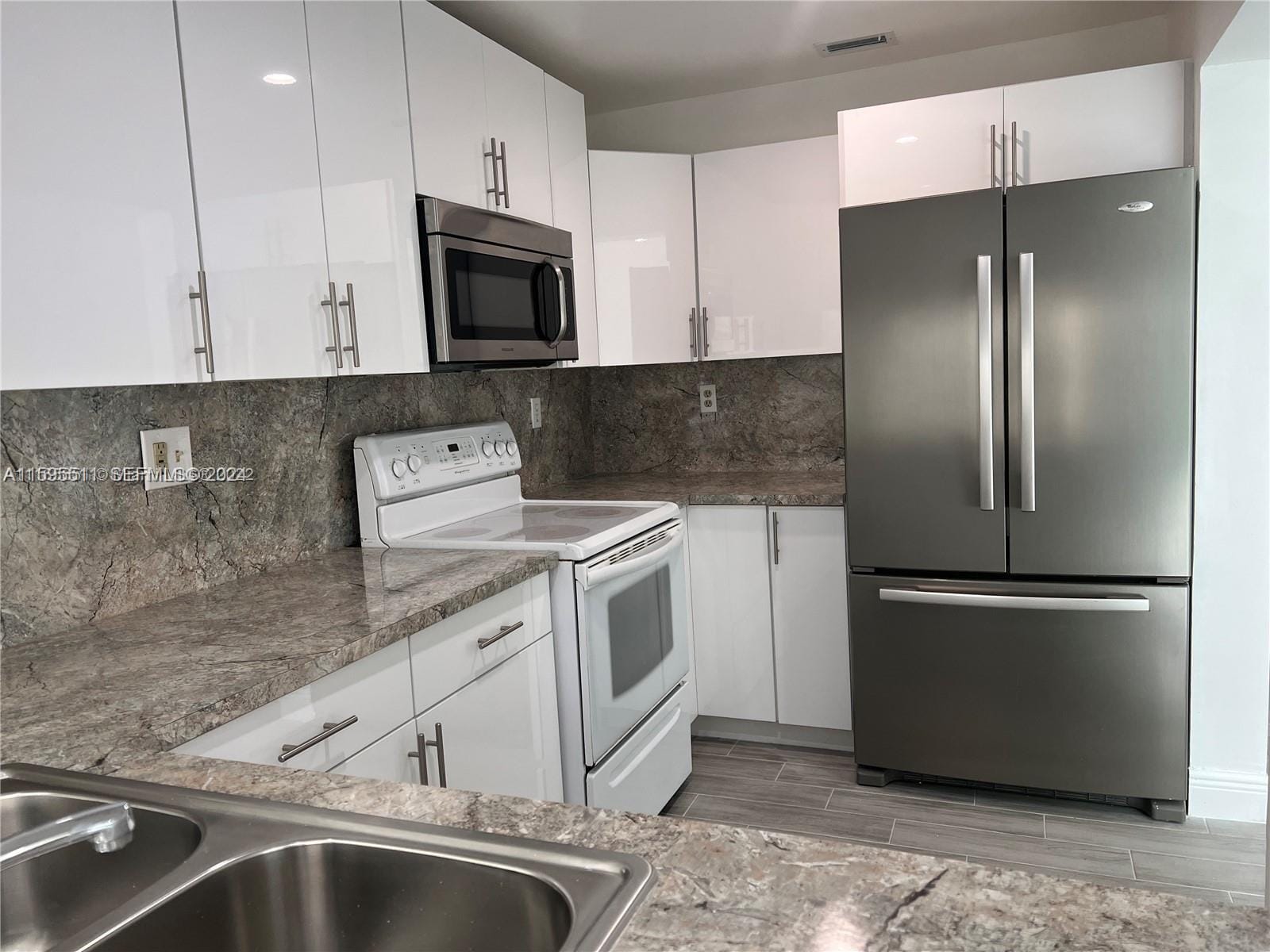 2050 SW 122nd Avenue 22 — photo 9