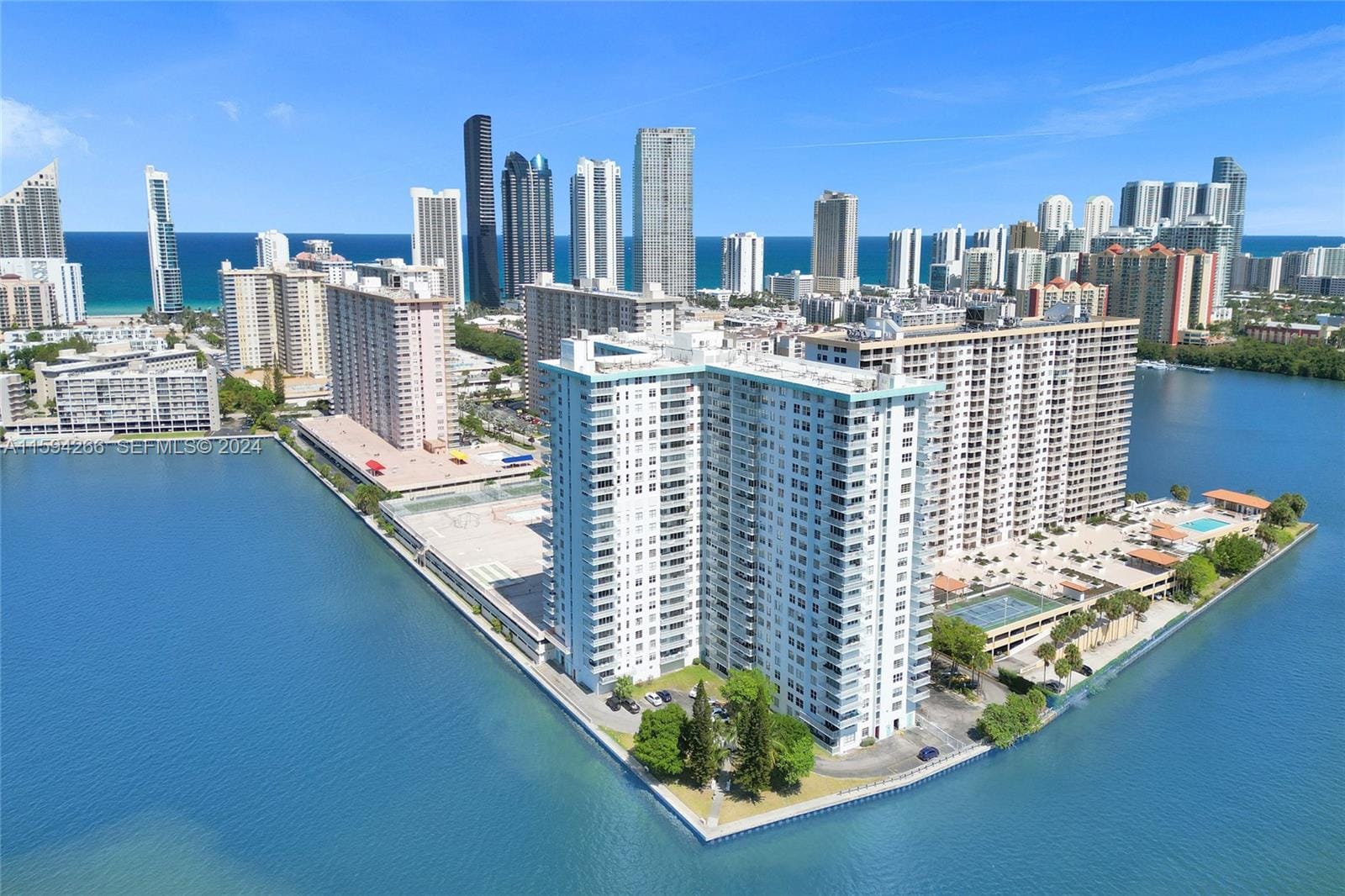 301 174th Street 1701 — photo 2