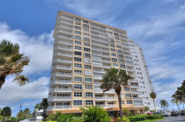 1012 N Ocean Boulevard 312, sold in Century Plaza Condo, Pompano Beach, FL