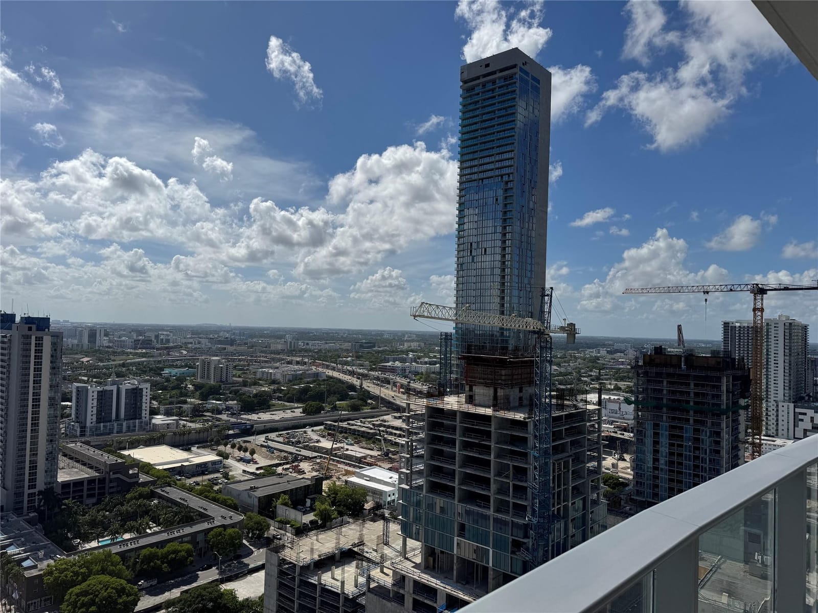 851 NE 1st Avenue 2606, Miami, FL 33132 photo 13