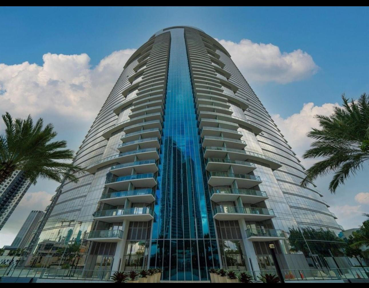 851 NE 1st Avenue 2606, Miami, FL 33132, Miami