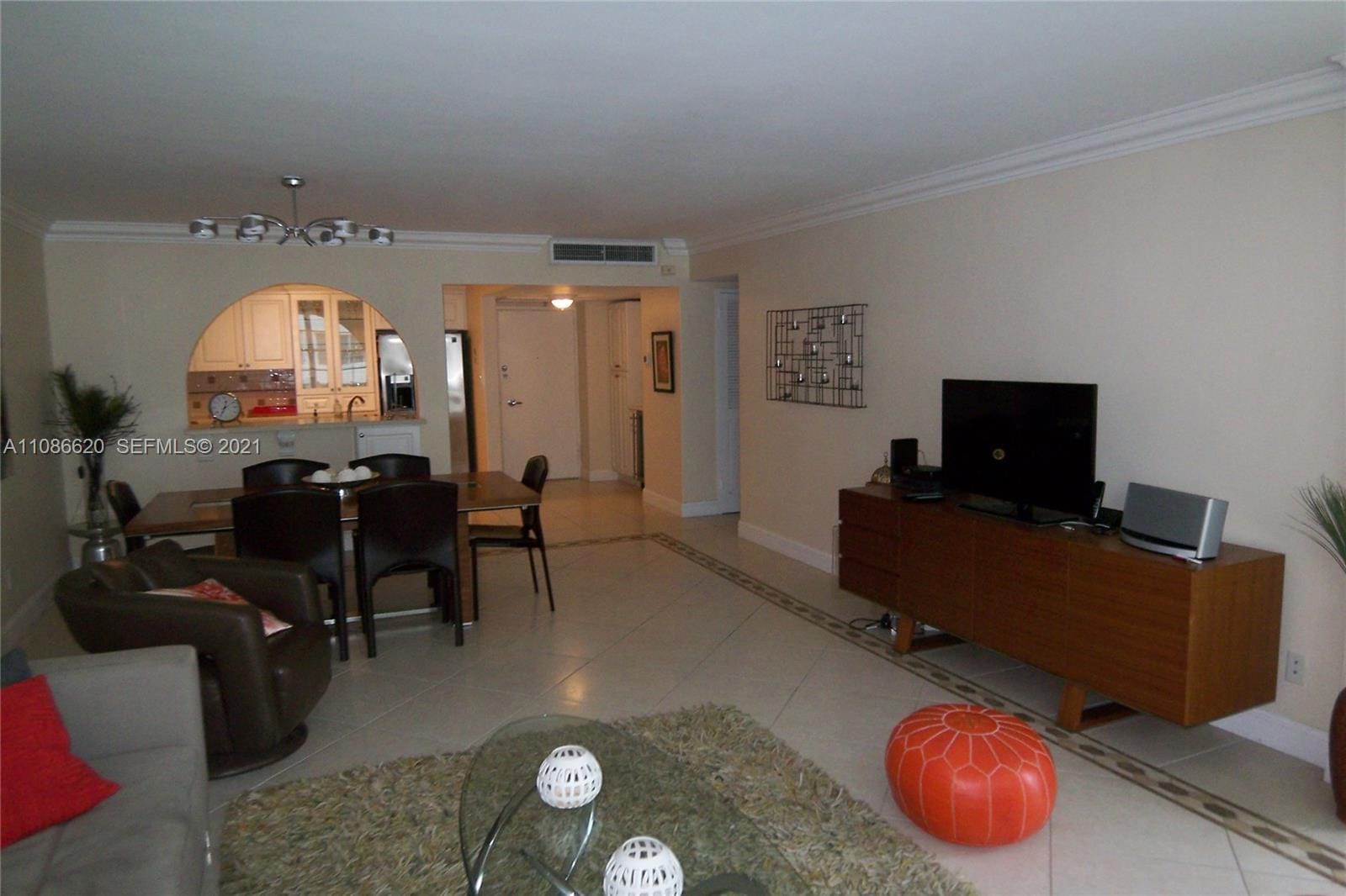 5151 Collins Avenue 1030 — photo 9