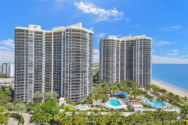 3200 N Ocean Boulevard PH 2808, Fort Lauderdale, FL 33308