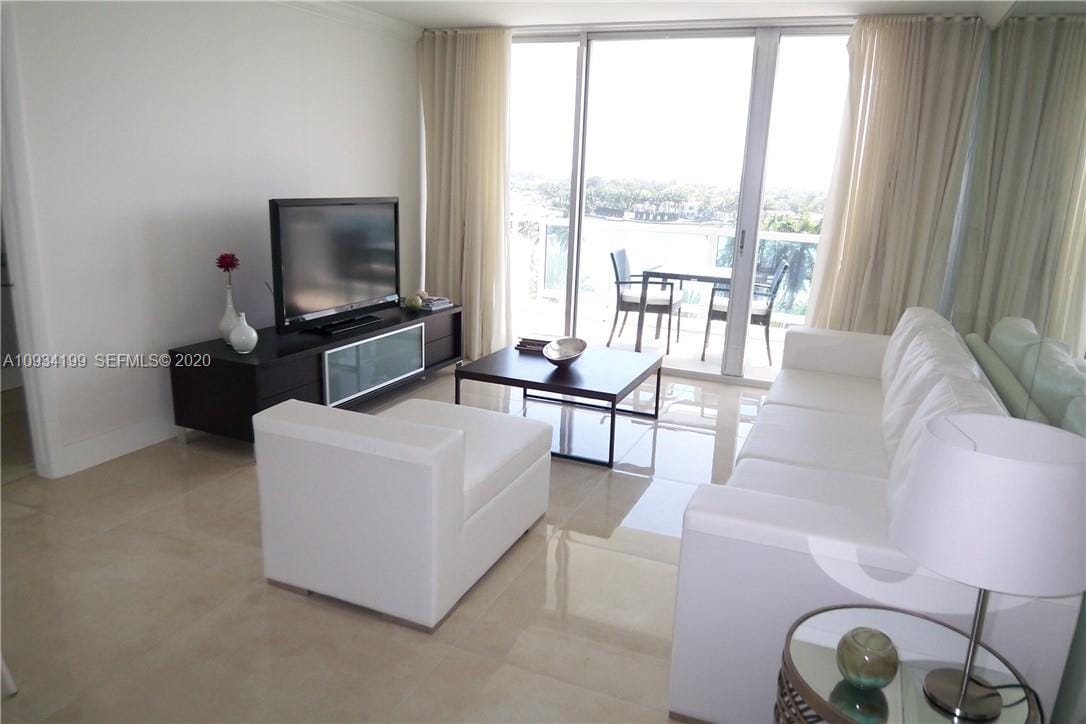 5161 Collins Avenue 806 — photo 5