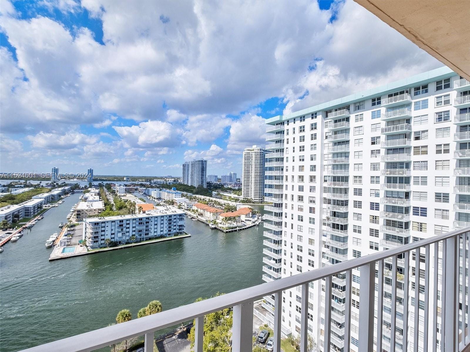 290 174th Street 1809, Sunny Isles Beach, FL 33160 photo 25